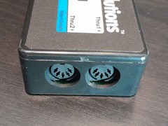 MIDI Solutions MultiVoltages THRU 1-in /2-out MIDI Through Box + BUNDLE *READ“