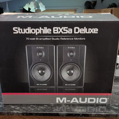 M-Audio Studiophile BX5a Deluxe 70W 5″ Studio Reference Monitor – Pair