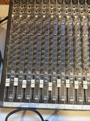 Mackie CFX20 20-Channel Compact Integrated Live Sound Mixer