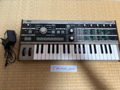 Korg MicroKorg Synthesizer Vocoder Analog Modeling 37-Key Keyboard