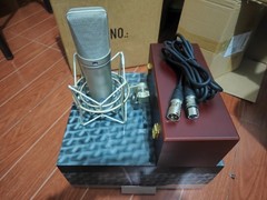 Heart-shaped directional version U87AI capacitive microphone, recording mic
