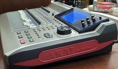 AKAI Professional&Digital Personal Studio DPS16 16trMTR 24bit 96kHz 10GB HD AsIS