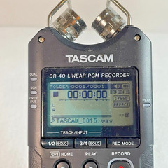 TASCAM DR-40 Portable Recorder – Powers On – Untested Beyond Basic Functions