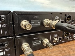( 2 ) AKG SR4500 Band 7, True Diversity Reference Wireless Receiver, 500-530MHz