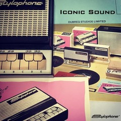 Stylophone The Original Pocket Electronic Synthesizer H6, W12, D22 cm, Silver