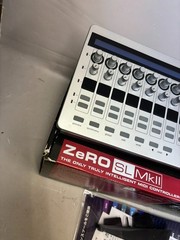 Novation Zero SL MkII MIDI Controller DAW Control Surface Boxed from Japan