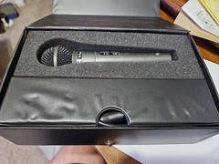 Microphone V-TECH VT-1030 Uni-Directional Dynamic 600 OHM Barely Used W/box Cord