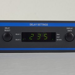 SYMETRIX 402 Dual Output Delay Acoustic Tool, 1 In & 2 Outs XLR and 1/4″
