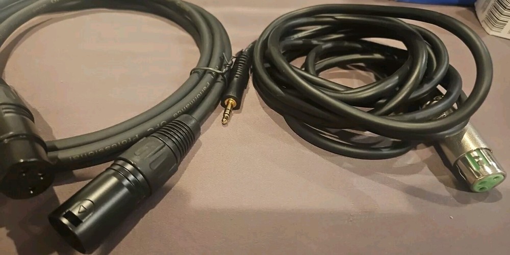 2.5m Professional High Grade Low Noise Microphone Cable 3.5mm Male to XLR Female