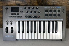 Nektar Impact LX25+ Midi Keyboard