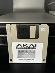 AKAI MPC 2000XL „Casio Legacy” Drum pack“ (Floppy Disk)