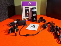 APOGEE ONE for iPad, iPhone & Mac (24-bit/96khz) – EXCELLENT, COMPLETE