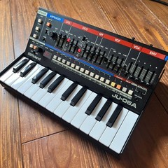 Roland Boutique JU-06A Synthesizer and K-25m Keyboard Set with Box