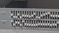 EV R2+ EQ-231 Stereo One-Third Octave Graphic Equalizer CG01L79. Parts Only.