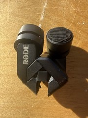 Rode IXY Stereo Plug In Microphone Pair For iPhone With Male Lightning Port