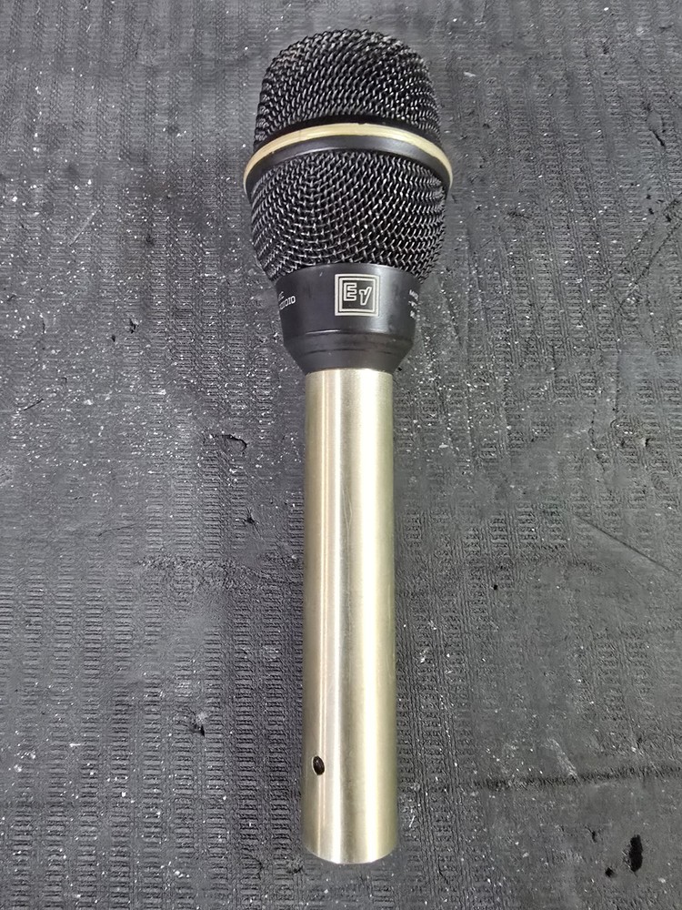 Electro-Voice ND457A Dynamic Vocal Microphone.