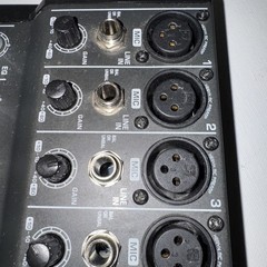 Behringer Xenyx 1202FX Premium 12-Input 2-Bus Mixer Tested No Charger