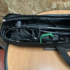 Peavey PV i100 Wired Handheld Mic On/Off Switch XLR-1/4″ TS Cable Case
