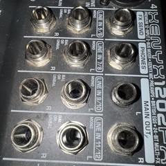 Behringer Xenyx 1202FX Premium 12-Input 2-Bus Mixer Tested No Charger