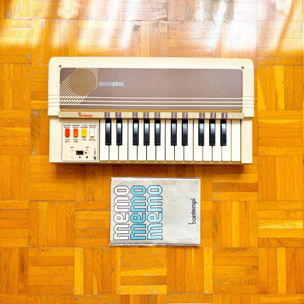 Bontempi Memoplay (Italy, 1981) Vintage Toy Synth Organ Keys! Original Manual!