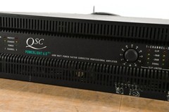 QSC PowerLight 6.0 PFC Power Factor Corrected 2-Channel Power Amplifier CG011UQ