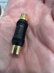 Radio Shack RCA Female Joiner Coupler Adapter Audio Connector Cable Gold Plated
