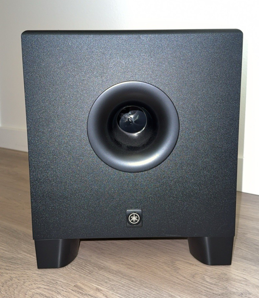 Yamaha HS8S Active Powered Subwoofer 150W 8in Driver Wired XLR/TRS Black