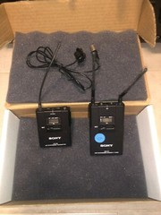 Sony UTX-B2 UHF Transmitter & URX-P2 UHF Diversity Tuner Mic / Microphone