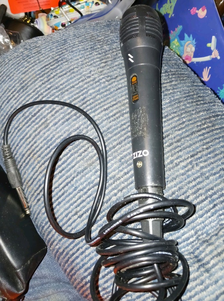 ZIZO Dynamic Microphone 1/4″ Jack Plug-In Corded Cable Karaoke Singing Machine