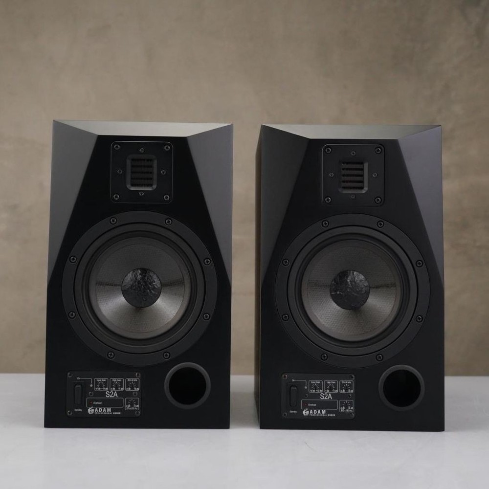 Adam S2A Active Monitors w/ Primacoustic Recoil Stabilizers & Mogami Gold #58846