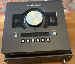Universal Audio Apollo Twin and UAD-2 Satellite, great condition , connections