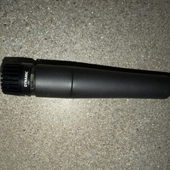Shure SM57 Wired XLR Dynamic Microphone with Clip – GENUINE Shure – ONE