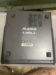 Alesis MultiMix 8 USB FX 8-Channel Mixer Recording Interface