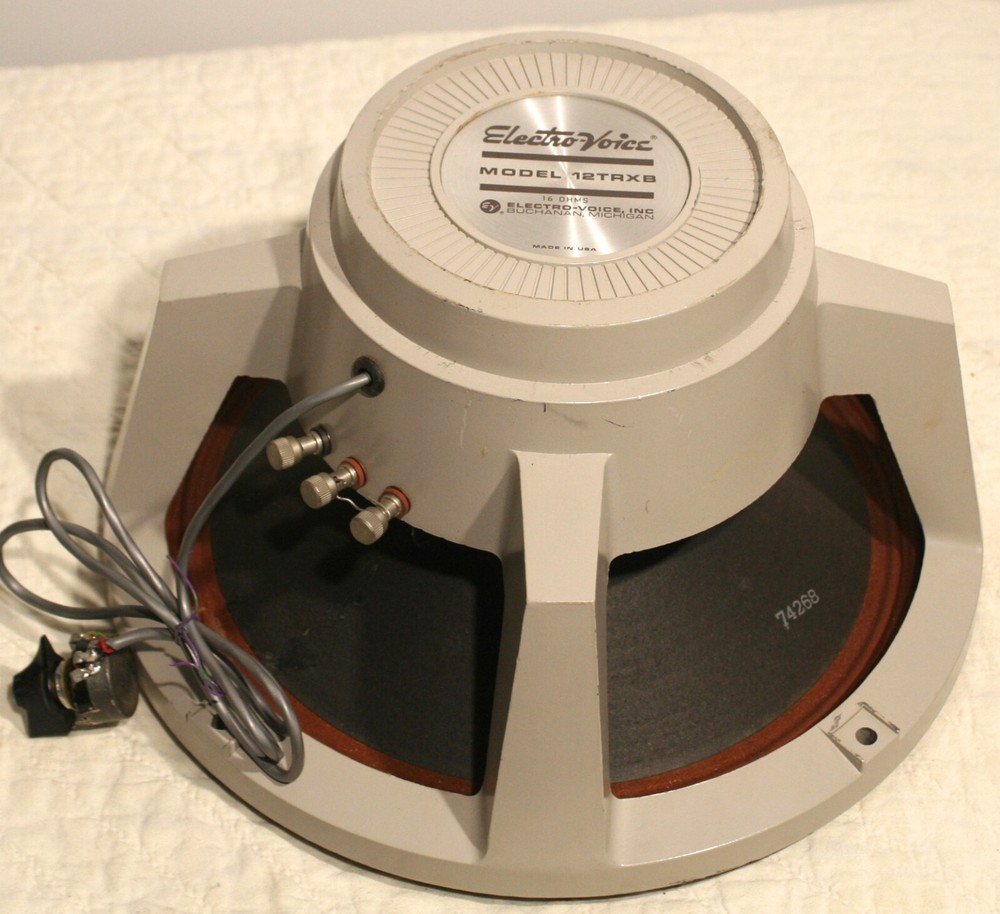 EV Electrovoice model 12TRX-B speaker w/ volume control