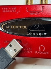 Behringer UCA222 2×2 USB Audio Interface with Digital Output