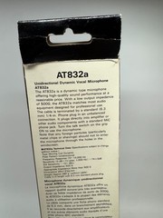 audio−technica AT832a UNIDIRECTIONAL MOVING COIL DYNAMIC MICROPHONE Black w/Box