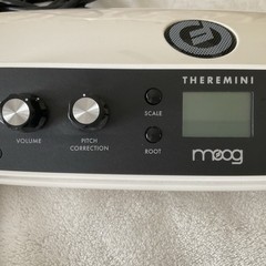 Moog Theremini with WaveTable Synthesizer With Cords And Cables Working