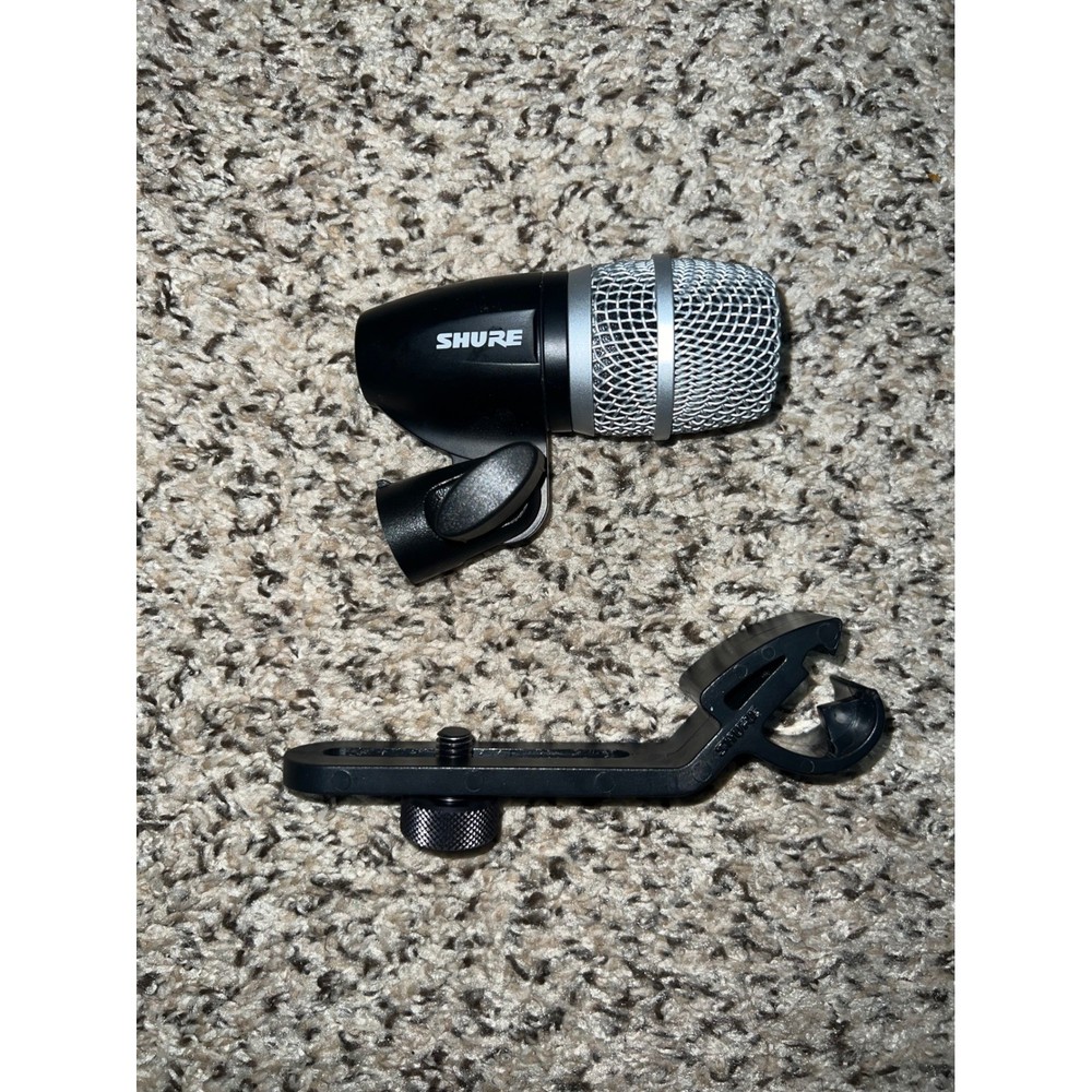 Shure PG56 Dynamic Snare Tom Drum Microphone with Rim Mount Clip Black Silver