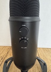 Blue Yeti Professional Multi-Microphone 888-000322 Untested