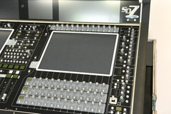 DiGiCo SD7 Digital Console w/Dual Engines, Waves, ST Optical & Road Case CG01048