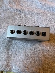 USED micro amp ha400, 4 Output headphone amplifier – Silver – Working 