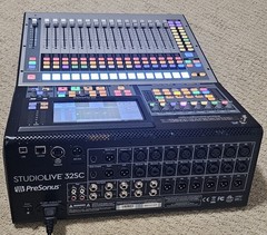 PreSonus StudioLive 32SC 32-Channel SubCompact Digital Mixer/Recorder/Interface