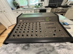 VTG Peavey XR 700C Powered Stereo Mixing System Works But.. AS-IS PARTS / REPAIR