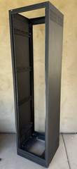 Middle Atlantic 44U 20“ Deep ERK Series Equipment Rack ERK-4420LRD Caster Base