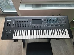 Roland Fantom 6EX 61 key Synthesizer Keyboard