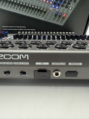 Zoom LiveTrak L-20 20-Channel Digital Mixer & Recorder-Excellent Condition W/Box
