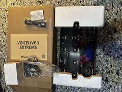 TC-Helicon VoiceLive 3 Extreme Multi-Effects Processor Pre Owned Works Great