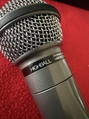 Vintage Realistic Highball Unidirectional Dynamic Microphone with Case 33-984B.