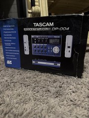 Tascam DP-004 4-Track Digital Pocketstudio recorder bundle