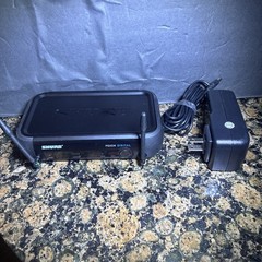 Shure PGXD4 Digital Wireless Receiver X8 Band 902–928 MHz With Power Adapter